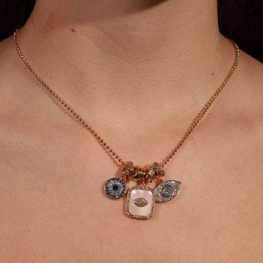 Little luxe evil eye 3 pendant Charm‎ necklace BNWT in velvet pouch